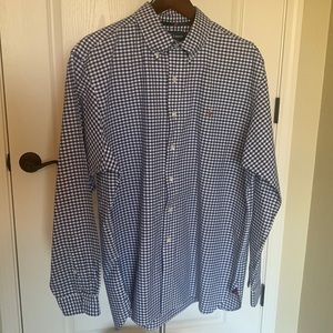 Ralph Lauren men’s XL long sleeve, like new condition.